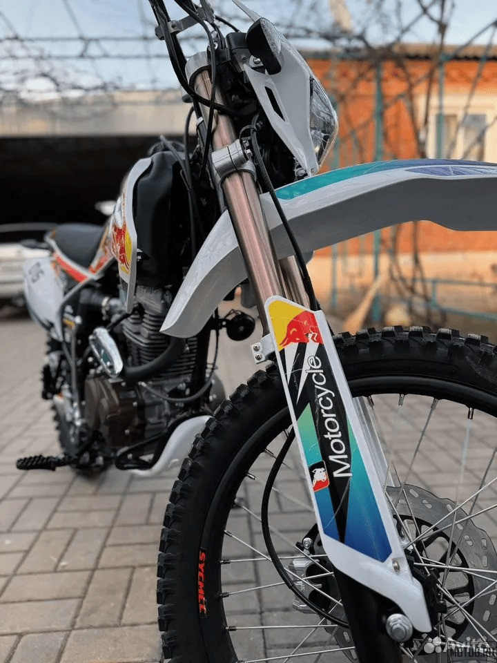 Эндуро мотоцикл Sycmcc 06 Zongshen 250 RedBull